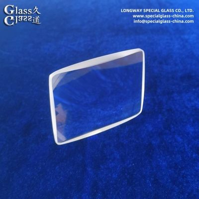Polissage de lentilles de couverture de lumière en verre borosilicate pour des effets d'éclairage de scène