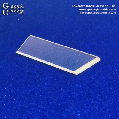 Plaque de verre en borosilicate résistant aux UV pour composants optiques de précision