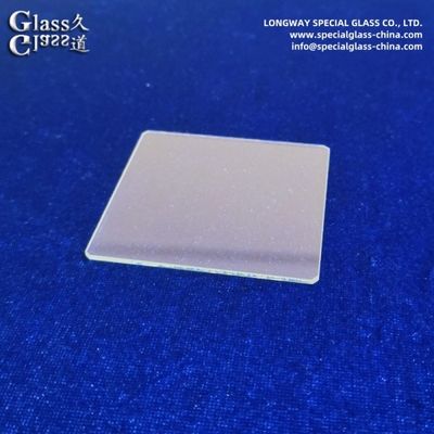 Substrate de verre borosilicate de qualité optique pour les essais et les dispositifs médicaux